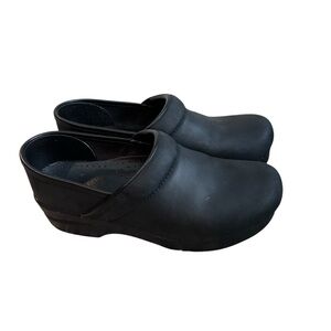 Dansko Solid Black Clogs Shoes Comfort Women Size 37